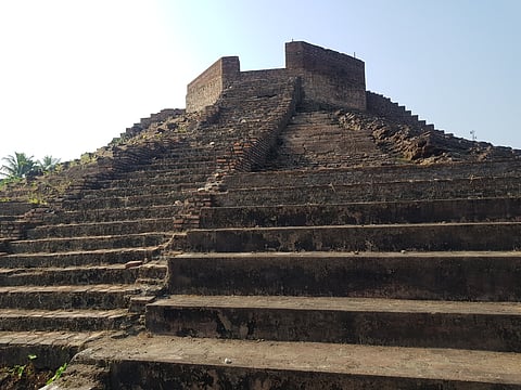 Fakuwa Dol
